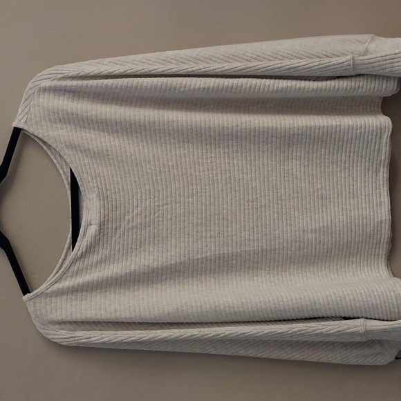 VELVET by Graham & Spencer Light Gray Ribbed Top - Picture 10 of 14